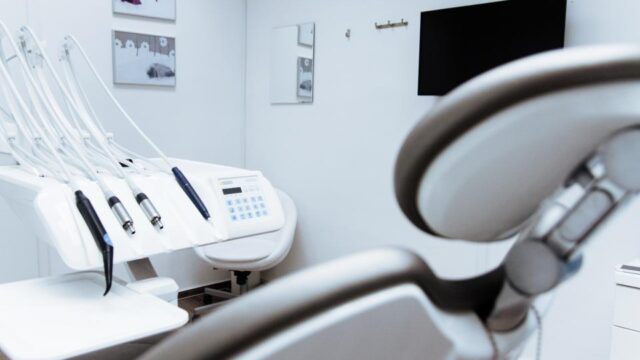 Interno di una clinica dentale