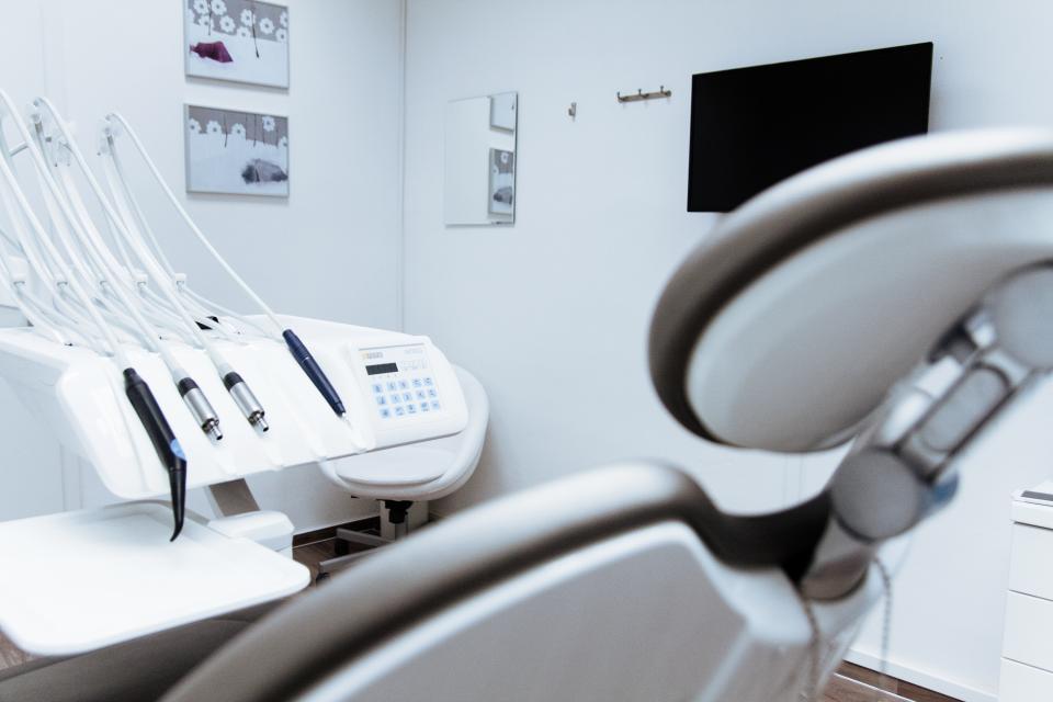 Interno di una clinica dentale